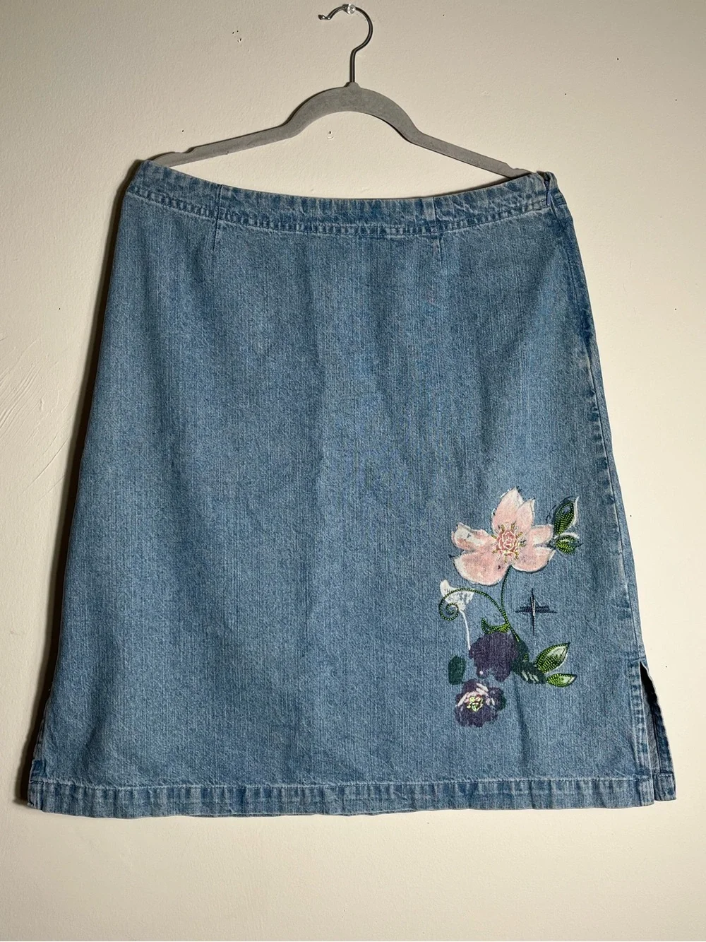 Christopher & Banks‎ Embroidered Denim Skirt Size 10
